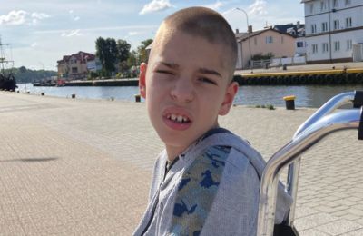 Padaczka niszczy mózg Olafa. Pomóż!